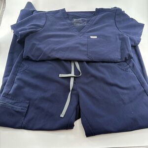 Fig’s Women’s Navy Blue Scrub Set Zamora Joggers V-Neck Scrub Top Pink